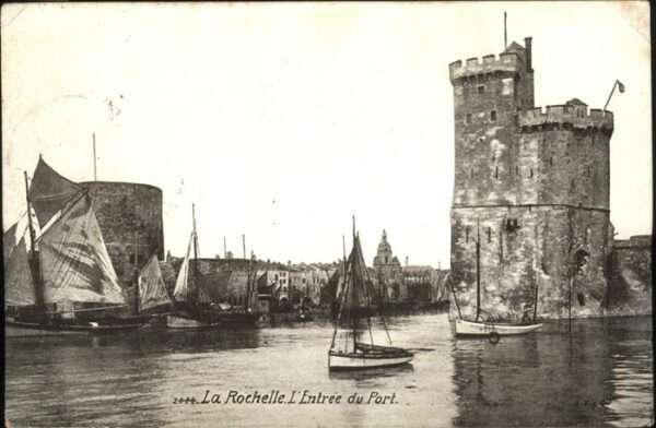 La Rochelle Charente-Maritime Entree du Port
