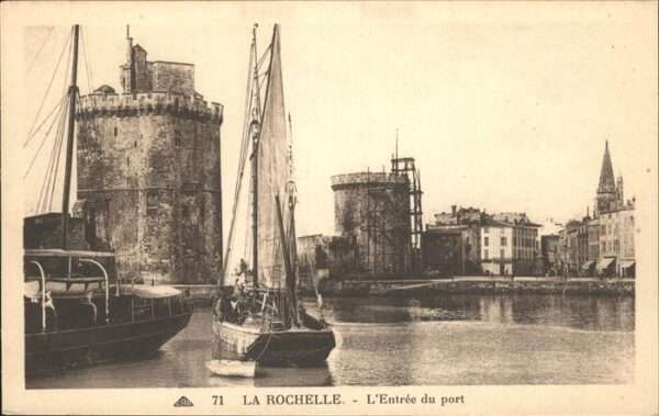 La Rochelle Charente-Maritime Entree du port