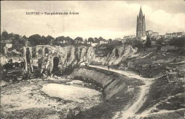 Saintes Charente-Maritime generale des Arenes