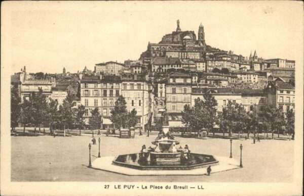 Le Puy-en-Velay La Place du Breuil
