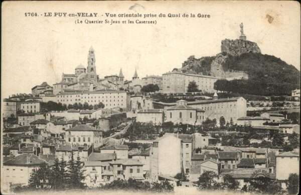 Le Puy-en-Velay Vue orientale prise du Quia de la Gare