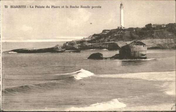 Biarritz Pyrenees Atlantiques Phare et la Roche Ronde percee