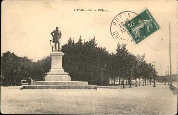 Royan 17 Statue Pelletan