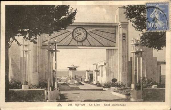 Royan 17 Le Lido Cote promenade