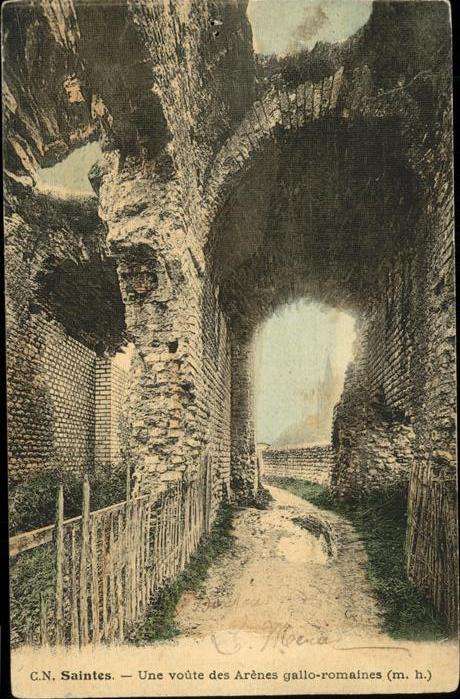Saintes Charente-Maritime Arenes gallo-romaines