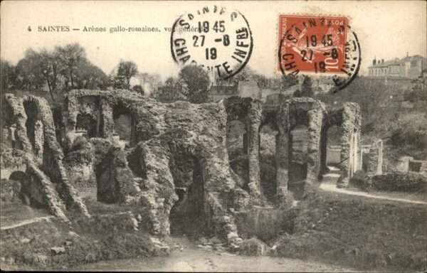 Saintes Charente-Maritime Arenes gallo-romaines