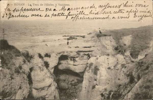 Royan 17 Trou de l Enfer a Vallieres