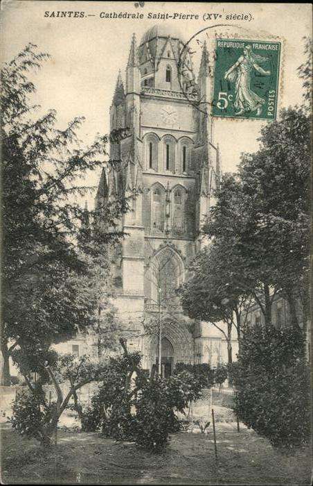 Saintes Charente-Maritime Cathedrale Saint-Pierre