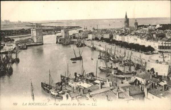 La Rochelle Charente-Maritime Vue generale des Ports