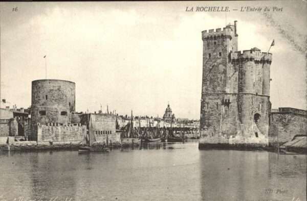 La Rochelle Charente-Maritime Entree du Port