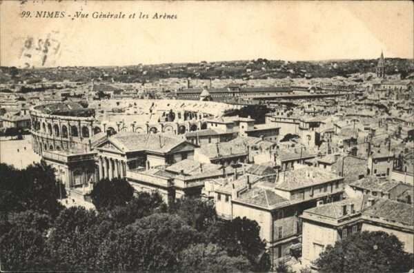 Nimes Vue Generale et les Arenes