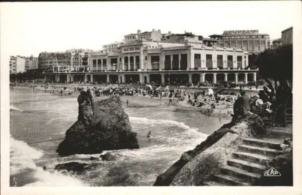 Biarritz Pyrenees Atlantiques Plage Casino