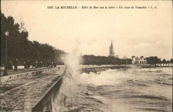 La Rochelle Charente-Maritime Mer sur Jetee