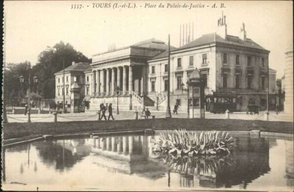 Tours Indre-et-Loire Place Palais de Justice Strassenbahn Te