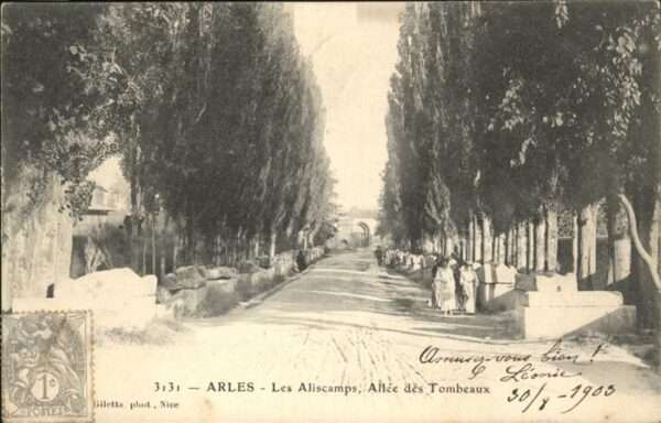 Arles Bouches-du-Rhone Aliscamps Tombeaux
