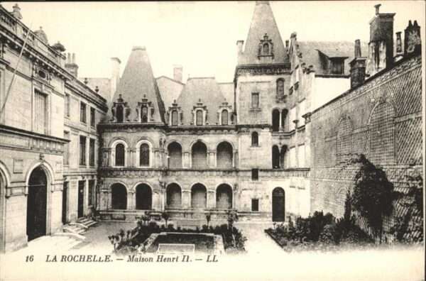 La Rochelle Charente-Maritime Maison Henri