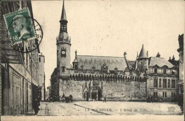 La Rochelle Charente-Maritime Hotel de Ville Kutsche