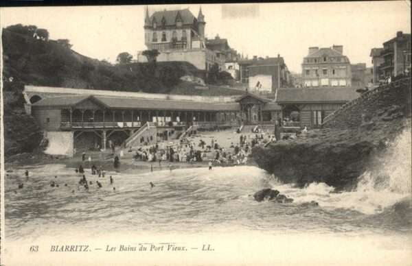 Biarritz Pyrenees Atlantiques Bains du Port Vieux