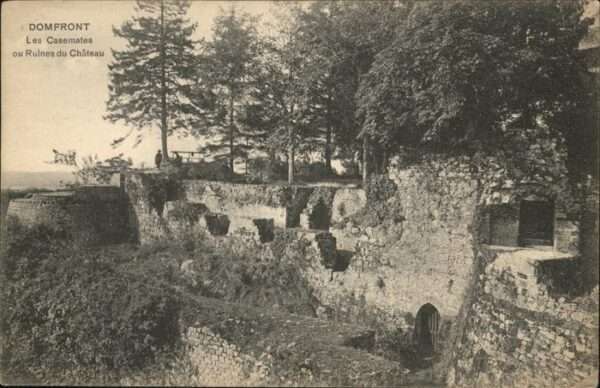 Domfront Oise Ruines Chateau