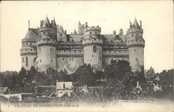 Pierrefonds Oise Chateau