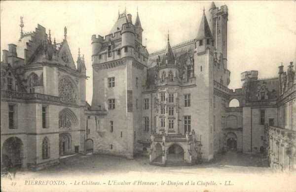 Pierrefonds Oise Chateau Chapelle