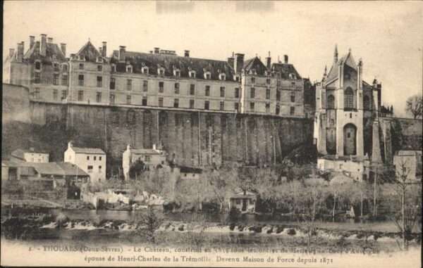 Thouars  Deux-Sevres Chateau