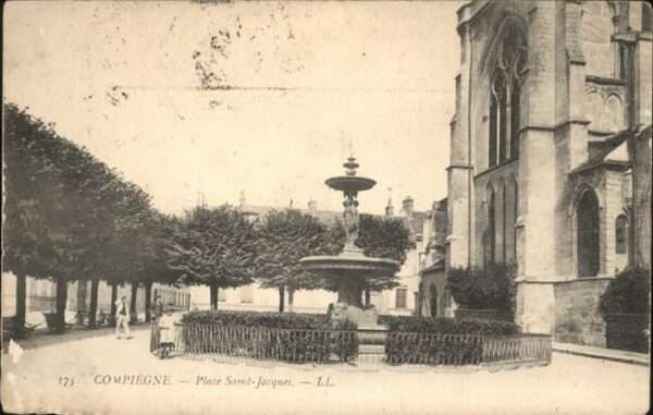 Compiegne Place Saint Jacques
