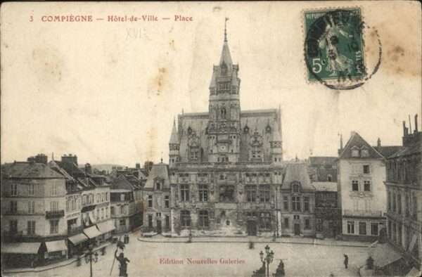 Compiegne Hotel de Ville Place