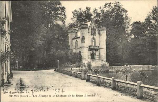 Coye-la-Foret Chateau Reine Blanche