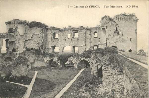Coucy-le-Chateau-Auffrique Chateau