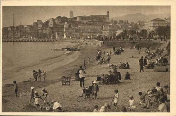 Cannes Alpes-Maritimes Plage Mont Chevalier