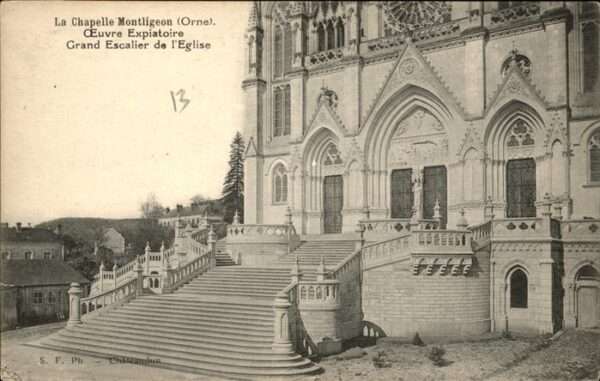 La Chapelle-Montligeon Escalier de l'Eglise