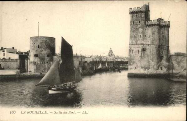 La Rochelle Charente-Maritime Sortie Port