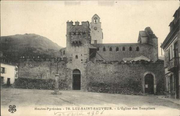 Luz-Saint-Sauveur Hautes Pyrenees Eglise des Templiers