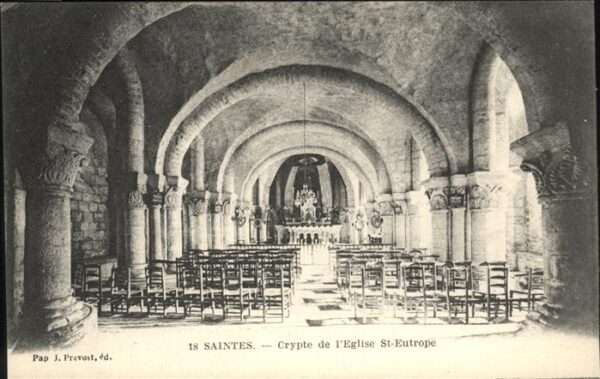 Saintes Charente-Maritime Crypte de l'Eglise St. Eutrope