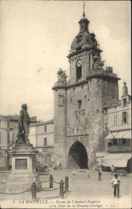 La Rochelle Charente-Maritime Statue de L'Amiral Duperre Tour Grande
