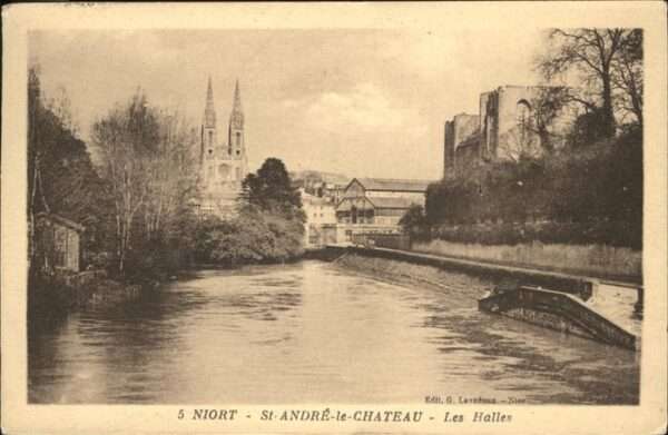 Niort 79 St. Andre le Chateau Les Halles
