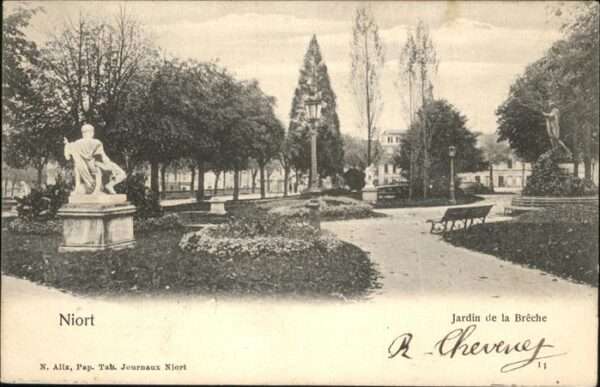 Niort 79 Jardin Breche