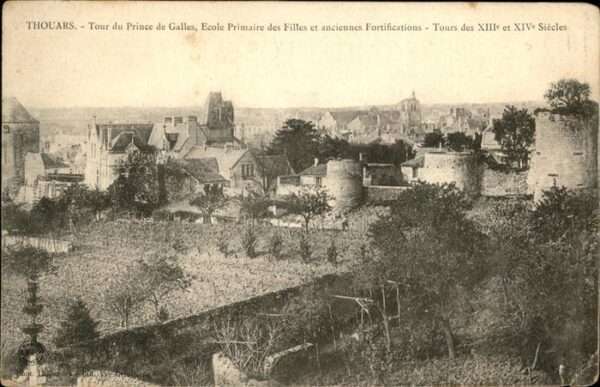 Thouars  Deux-Sevres Tour du Prince de Galles