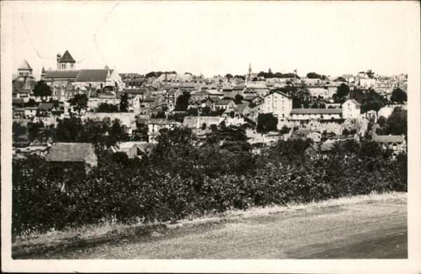 Thouars  Deux-Sevres vue generale