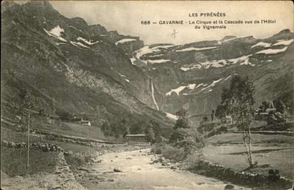 Gavarnie Cirque Cascade