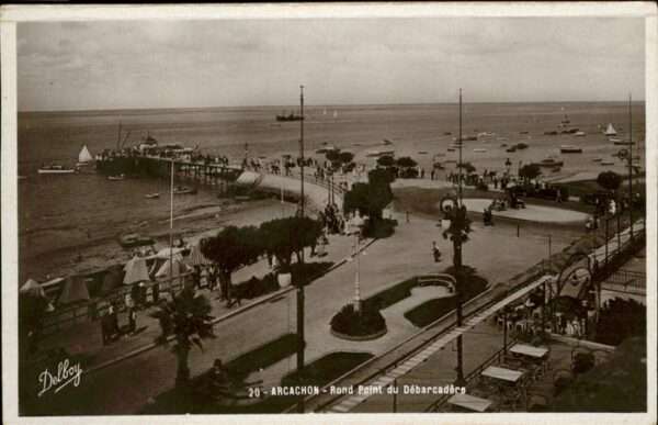 Arcachon 33 Rond Point Du Debarcadere