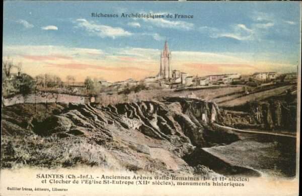 Saintes Charente-Maritime Anciennes Arenes Gallo Romaines Eglise