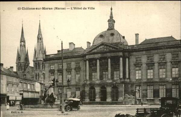 Chalons-en-Champagne Marne Hotel de ville
