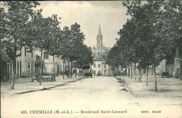 Chemille-Melay Boulevard Saint-Leonard