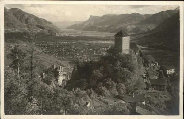 Merano Meran Castello Tirolo