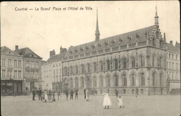 Courtrai KORTRIJK Flandre Belgie Grand Place 
Hotel de Ville