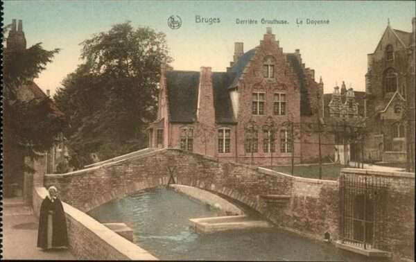 Bruges BRUGGE Belgie Derriere Grouthuse Le Doyenne
