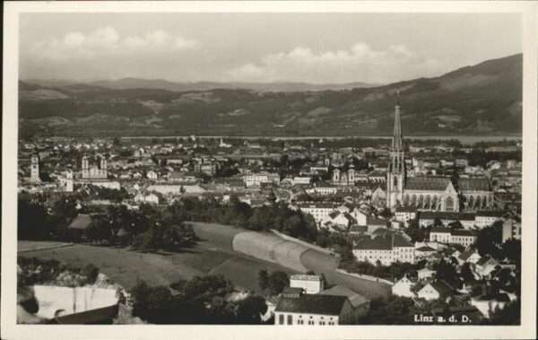 Linz Donau Gesamtansicht
