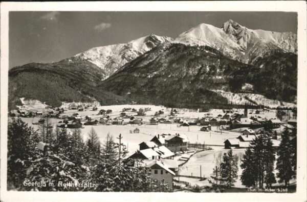Seefeld Tirol Gesamtansicht Reitherspitze